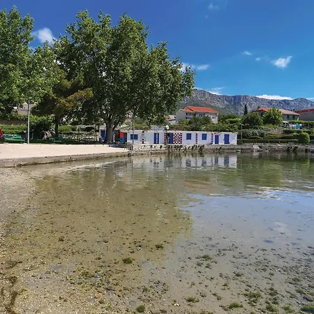 In Kastel Sucurac Kaštela