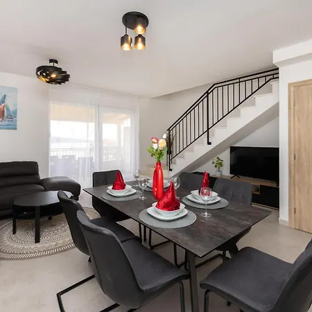 Apartment In Kastel Sucurac