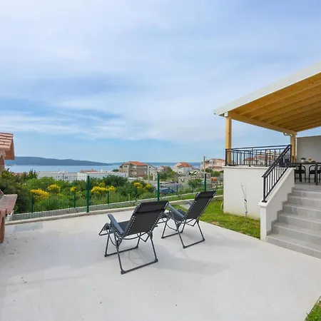 In Kastel Sucurac Apartament *